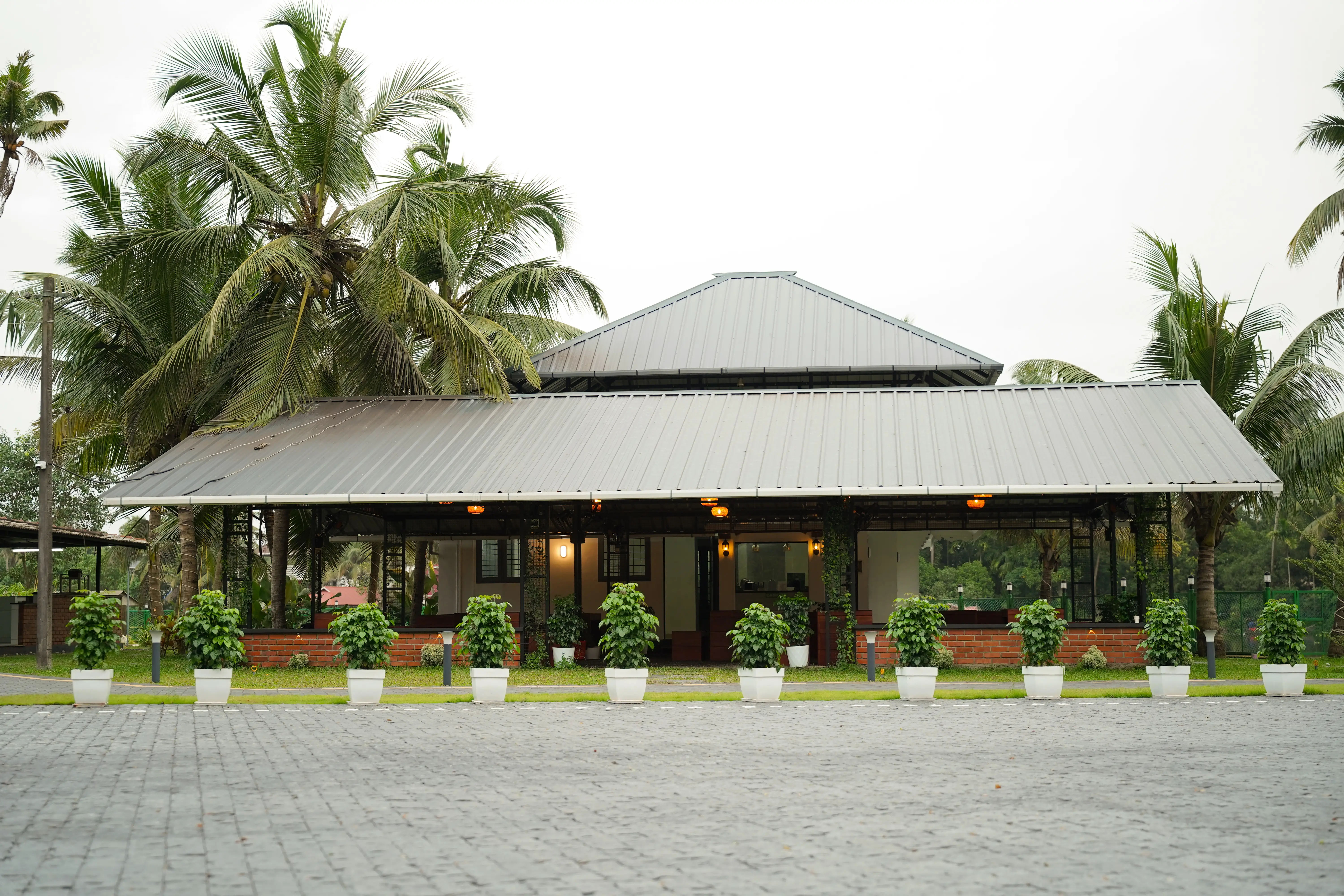 Thykoodam restaurant interior